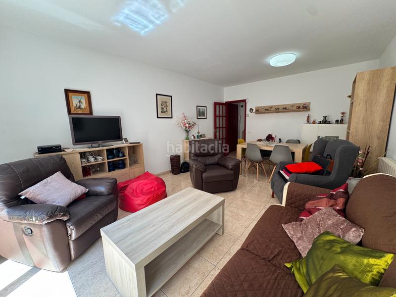 Foto f3a56ab7-4343-42fa-b7b7-e00a7d99a8ec. Piso  en venta en calle de la lluna, en Eixample Sant Feliu de Guíxols