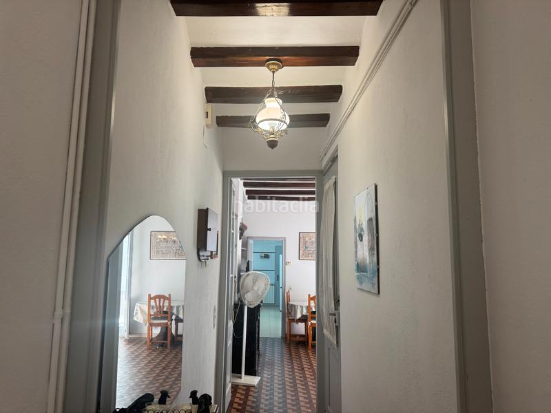 Foto 281e8375-acc7-435f-9ca5-552c8895d979. Pis amb xemeneia calefacció a Centre Sant Feliu de Guíxols