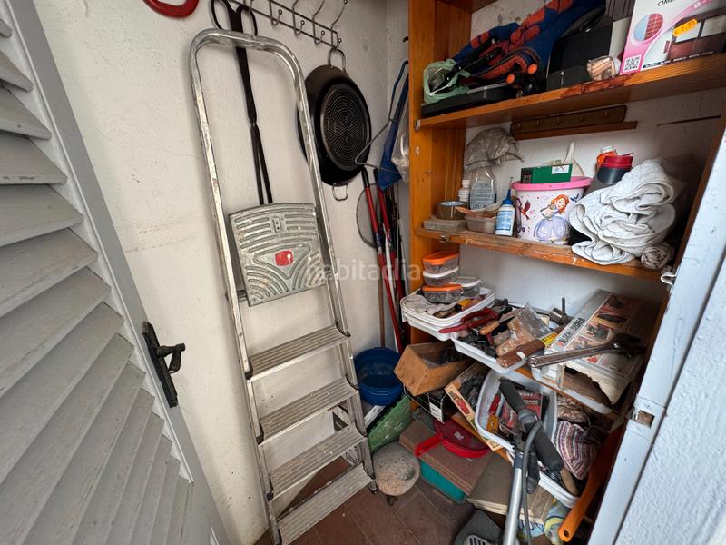 Foto 2d88a6c5-3dcc-4353-81e6-b31fd218e85b. Pis amb xemeneia calefacció a Centre Sant Feliu de Guíxols