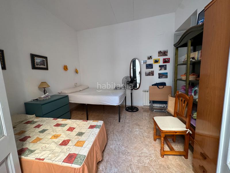 Foto 3c92b698-5208-44d7-b75e-bd89e1c2539c. Pis amb xemeneia calefacció a Centre Sant Feliu de Guíxols