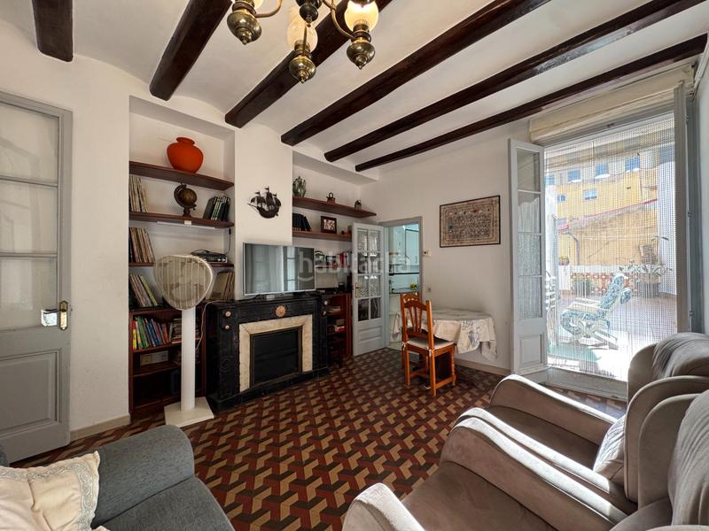 Foto d5f01600-fc6b-494e-a66b-22044095ee9d. Pis amb xemeneia calefacció a Centre Sant Feliu de Guíxols