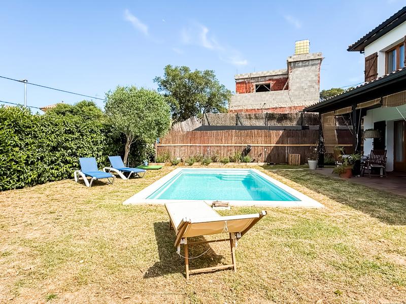 Foto aa53401b-9574-4346-8a3a-517275e6abe9. Chalet with fireplace heating parking pool in Mas Pere-Río de Oro Calonge