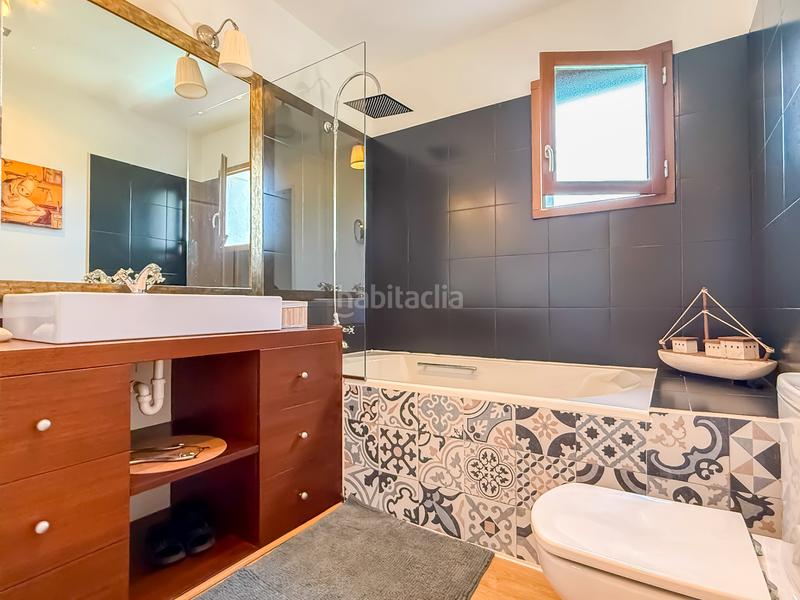 Foto cdff32d5-20ca-4184-94a2-ab21291aa436. Chalet with fireplace heating parking pool in Mas Pere-Río de Oro Calonge