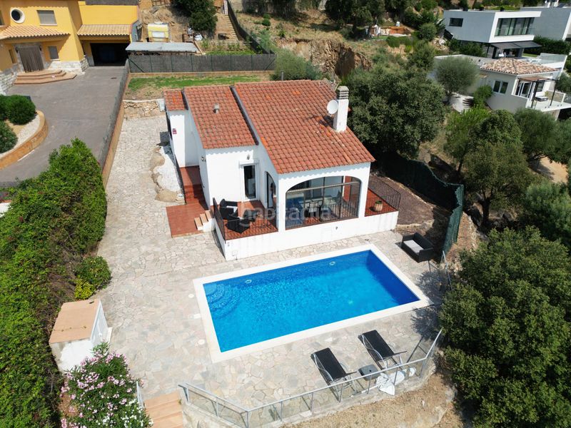 Foto 3c145a88-3313-4c94-ab81-d5b43eade292. Xalet amb calefacció aparcament piscina a Cabanyes-Mas Ambrós-Mas Pallí Calonge