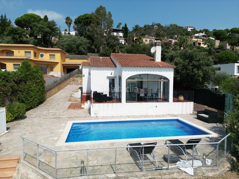 Foto 51b262a7-791c-4eca-8813-b0038f160c81. Xalet amb calefacció aparcament piscina a Cabanyes-Mas Ambrós-Mas Pallí Calonge