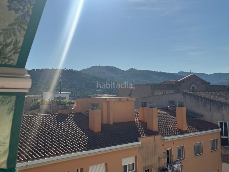 Foto 86dda3b3-8a6a-4ff2-994c-d705ff103348. Pis amb xemeneia calefacció a Eixample Sant Feliu de Guíxols
