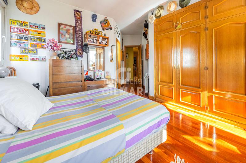 Foto b7dfc1d6-8478-4b64-9e16-320c6eaff906. Chalet mit heizung parking pool in Pueblo Pozuelo de Alarcón