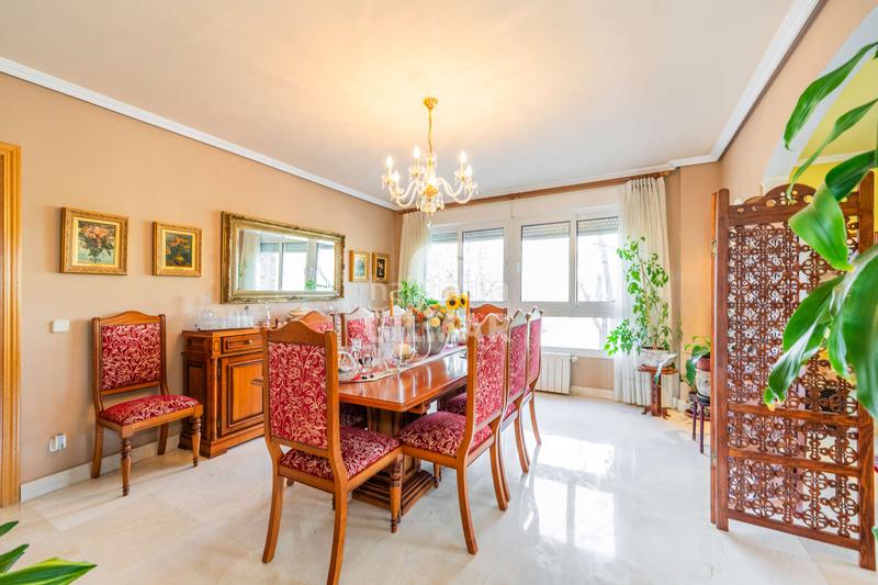 Foto ee275255-6fe2-427e-9739-34890b58872f. Chalet mit heizung parking pool in Pueblo Pozuelo de Alarcón