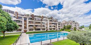 Pis a Aravaca. Ubicado en la prestigiosa urbanización las terrazas de aravaca e