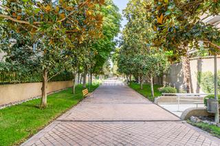 Etagenwohnung in Avenida Europa. Descubre este exclusivo piso ubicado en la prestigiosa avenida d