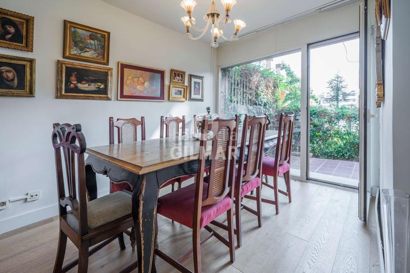 Foto c977f758-753a-4ad1-8b8a-f41fda5eb7f3. Casa adossada amb calefacció aparcament piscina a Pozuelo de Alarcón