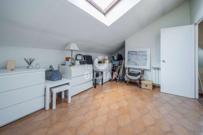 Foto ec854dbe-5625-4d58-8322-97b5f15577cc. Casa adossada amb calefacció aparcament piscina a Pozuelo de Alarcón