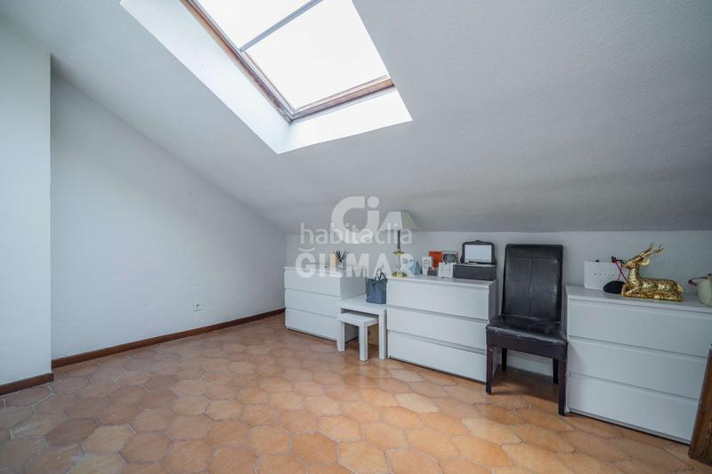 Foto f95dd31f-cf62-4aee-8920-e6c7a0fd8369. Casa adossada amb calefacció aparcament piscina a Pozuelo de Alarcón