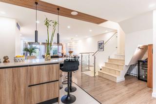 Casa aparellada a Avenida Europa. Pareado con vistas a la sierra en avenida de europaponemos a su