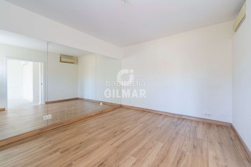 Casa adosada en una de las zonas residenciales más demandadas de Aravaca, el barrial, se vende este chalet adosado de líneas modernas y una lum en Madrid - Imagen 21