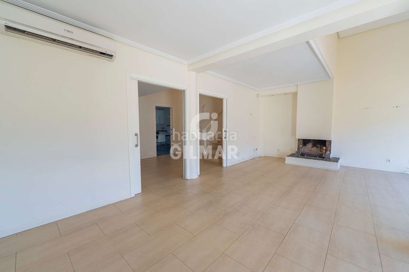 Casa adosada en una de las zonas residenciales más demandadas de Aravaca, el barrial, se vende este chalet adosado de líneas modernas y una lum en Madrid - Imagen 5
