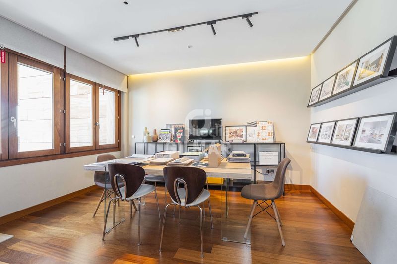 Chalet descubre una joya arquitectónica en la exclusiva urbanización la florida, ubicada en el prestigioso distrito de moncloaaravaca, ma en Madrid - Imagen 22