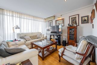 Casa adossada a Pueblo. Descubre este magnífico chalet adosado en el exclusivo municipio