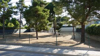 Terreno residenziale in La Cabaña. Presentamos un magnífico solar urbano ubicado en la codiciada zo