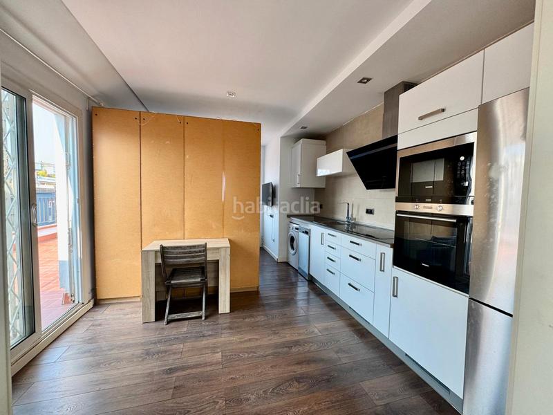 Foto 494194af-c359-4f15-9c42-33032d2c1762. Àtic a Sants Barcelona