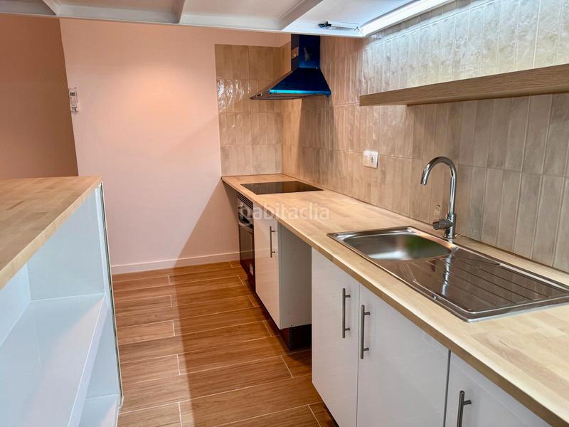 Foto 0222e26c-2bc6-48ab-94fd-356cdd07611f. Piano terra con riscaldamento in La Marina del Port Barcelona