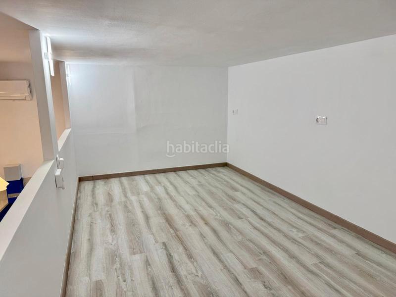 Foto 6cf4681e-5c40-4416-b373-93f98acb8e65. Piano terra con riscaldamento in La Marina del Port Barcelona