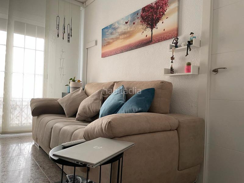 Foto 10b0219b-d092-4749-a8eb-3afa7edfd5a3. Appartamento in La Marina del Port Barcelona