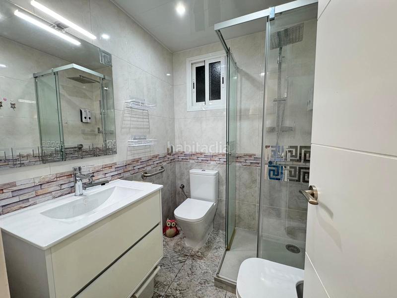 Foto 68370454-5c52-4a61-9272-bcb29a641e65. Appartamento in La Marina del Port Barcelona