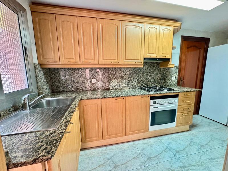 Foto 2e590d9e-ed03-4ba2-8868-bb4e76e7dc81. Flat with heating in La Marina del Port Barcelona