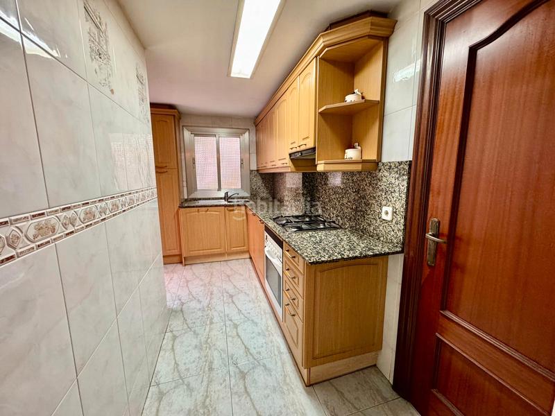 Foto 414e8e2c-8668-4f28-9ea0-ccf149c7571c. Flat with heating in La Marina del Port Barcelona