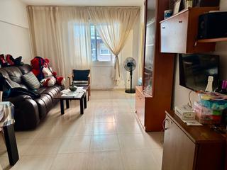 Appartement  Carrer de la mare de déu de port. Piso cerca del passeig de la zona franca