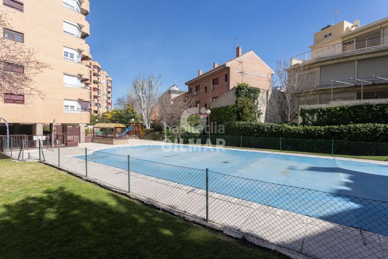 Foto 1bc0a89f-834f-4d0e-9792-f566efa5a410. Etagenwohnung mit heizung parking pool in Valdezarza Madrid