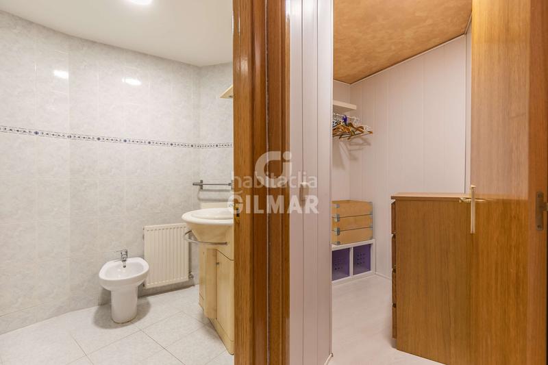 Foto e3a91f00-1574-42a5-8441-cf232f7ab3a3. Appartamento con riscaldamento in Berruguete Madrid