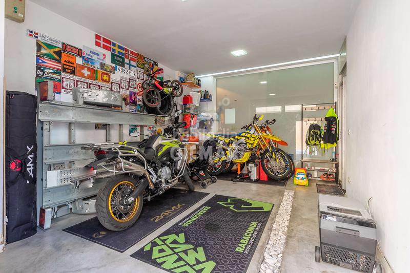 Foto 011f0c1a-f0a3-4726-a481-b41bdf3c30fe. Appartement avec chauffage parking dans Castillejos-Cuzco Madrid