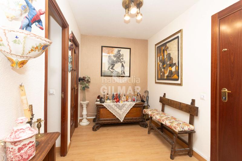 Foto 1c101aed-6528-45de-9656-61e4274c8e5f. Pis amb calefacció aparcament a Bellas Vistas Madrid