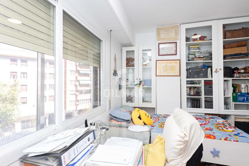 Foto 46900b27-2f68-413c-963b-3f7ae072e71e. Pis amb calefacció aparcament a Bellas Vistas Madrid