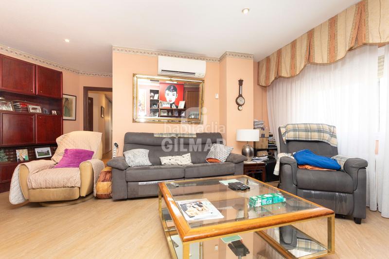 Foto e6eae944-3ebe-4f22-98d9-166f7b054e37. Pis amb calefacció aparcament a Bellas Vistas Madrid