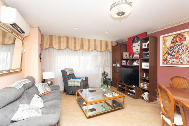 Foto ff19267f-fc53-4bc4-8068-63e33b119dc4. Pis amb calefacció aparcament a Bellas Vistas Madrid