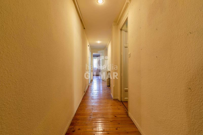 Foto 3c29674a-b036-44c5-b1e5-68ee437ec2ec. Pis amb calefacció a Bellas Vistas Madrid