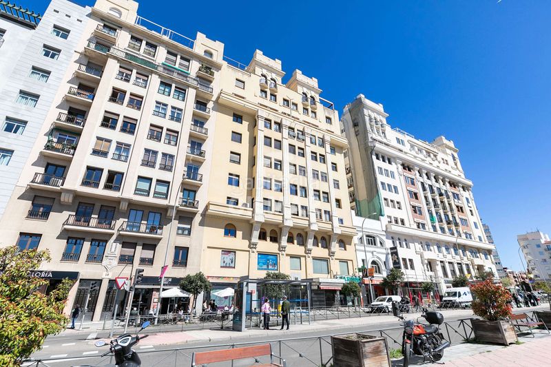 Foto 3f9e0787-4946-4a62-9f01-c54503f7de2a. Pis amb calefacció a Bellas Vistas Madrid