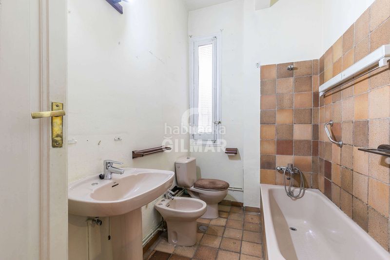 Foto c9aed263-1ae4-43b1-9879-e31cf541d699. Pis amb calefacció a Bellas Vistas Madrid