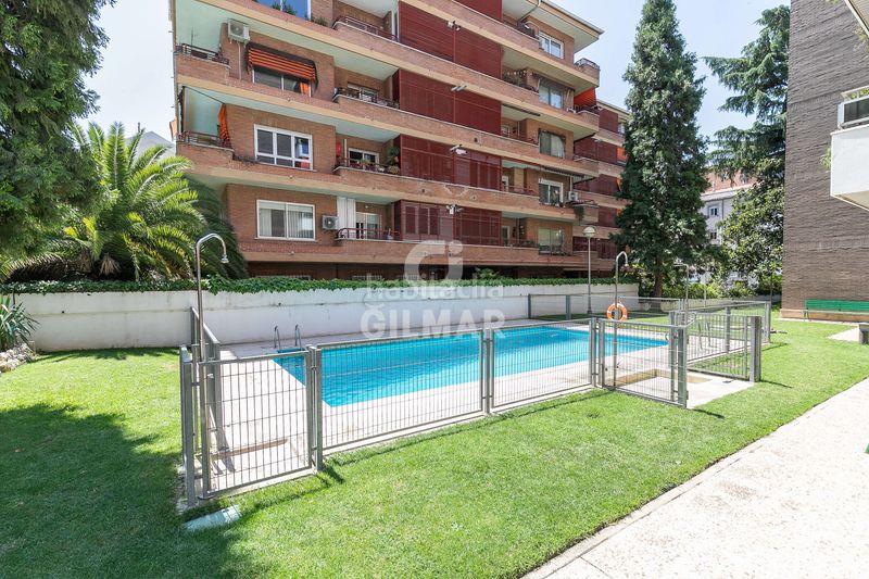 Foto 9b5bc7d0-175a-4a9d-94a5-97230d064a66. Pis amb calefacció aparcament piscina a Bellas Vistas Madrid