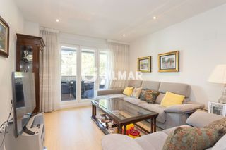 Appartement à Valdezarza. Se vende en valdezarza esta lujosa vivienda en altura, situada e
