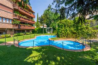 Piso en Nueva España. Luminoso apartamento con piscina en nueva españa  inversión con