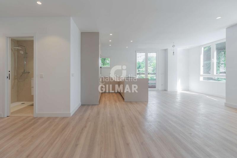 Foto 8eecc918-57b4-47c9-952a-75f32bc145a0. Piso luminosidad, ubicación y calidades de lujo en Nueva España una vivienda con todo lo que buscasen el corazón del prestigioso barri en Madrid