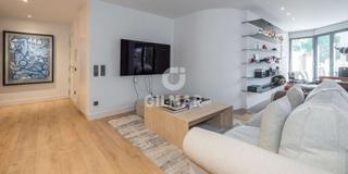 Appartement à Hispanoamérica-Bernabéu. Exclusiva vivienda con terraza y garaje en nueva españa  luz, es