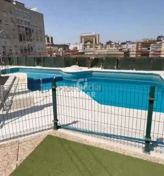 Foto 855f7a07-91a3-4634-beca-a8cc0ce414e1. Pis amb calefacció piscina a Nueva España Madrid