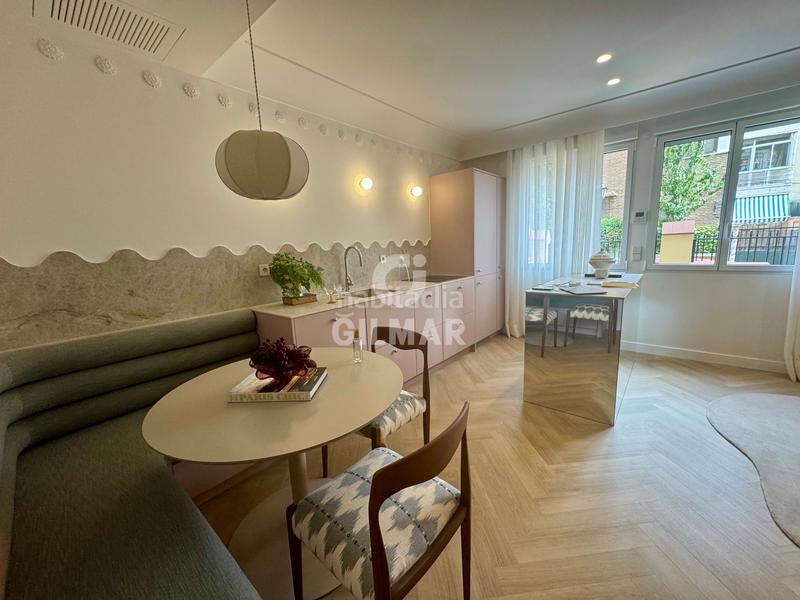 Foto 0bbf7277-70fd-4a9e-becd-ad88778f85f4. Planta baja piso amueblado reformado a estrenar en El Viso alta rentabilidad en alquiler!!descubre un exclusivo apartamento reformado a estre en Madrid