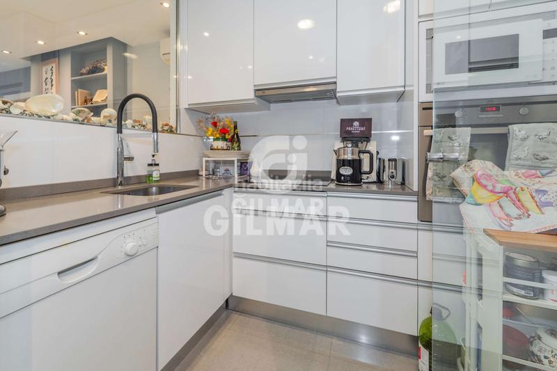 Foto a47624c0-e969-460c-b730-534b00f614c9. Etagenwohnung mit heizung parking in Nueva España Madrid