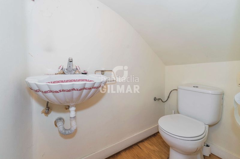 Casa pareada chalet pareado con jardín privado en hispanoamérica chamartínen una tranquila calle residencial del exclusivo barrio de hispanoam en Madrid - Imagen 19